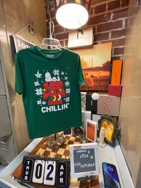 Peanuts Snoopy Chillin Men's and Big Men's Christmas